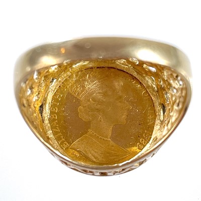 Lot 33 - A 9ct signet ring set with an Isle of Mann 1/20 ounce Angel 22ct coin.