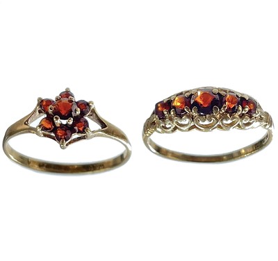 Lot 181 - Two 9ct garnet set rings.