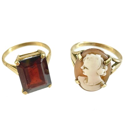 Lot 90 - Two 9ct rings.