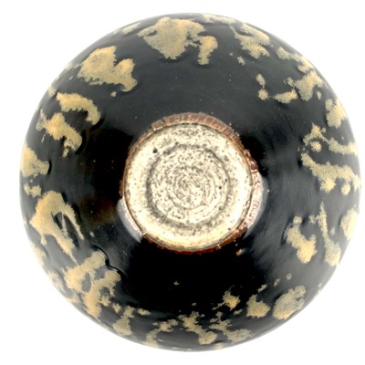 Lot 458 - A Chinese Jizhou kiln pottery bowl.