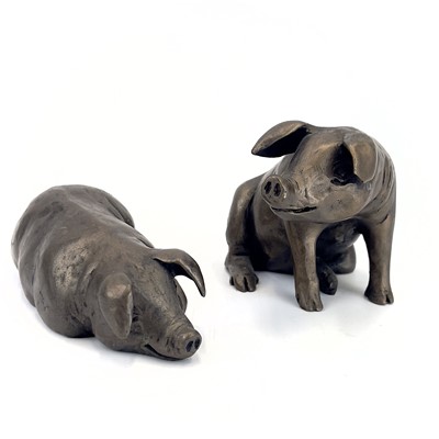 Lot 225 - A Suzie Marsh bronzed sculpture of a cat, 'Maxim'.