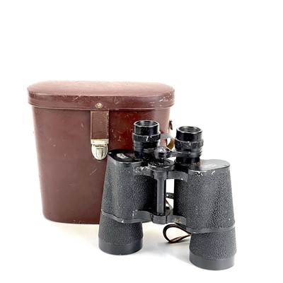 Lot 141 - A pair of Carl Zeiss Jena Jenoptem 7 x 50 W binoculars.