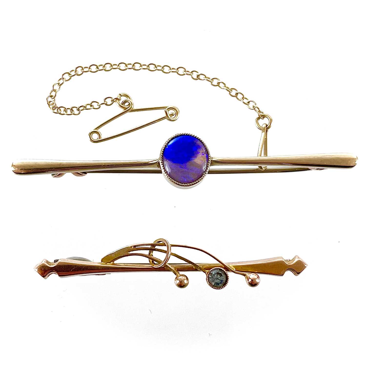 Lot 153 Two early 20th century 9ct gold bar brooches.