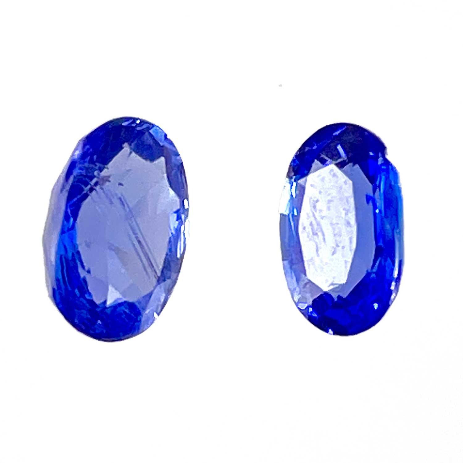 Lot 343 - Two loose Tanzanite oval cut stones.