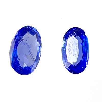 Lot 343 - Two loose Tanzanite oval cut stones.