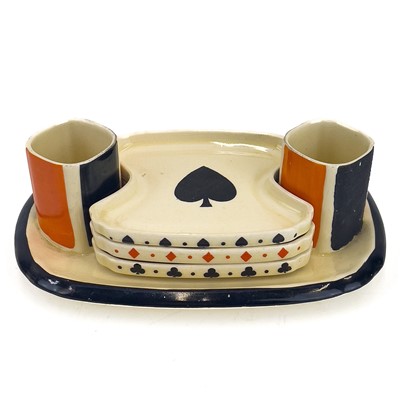 Lot 862 - A Royal Doulton Bridge set matchstick holder and ashtray.