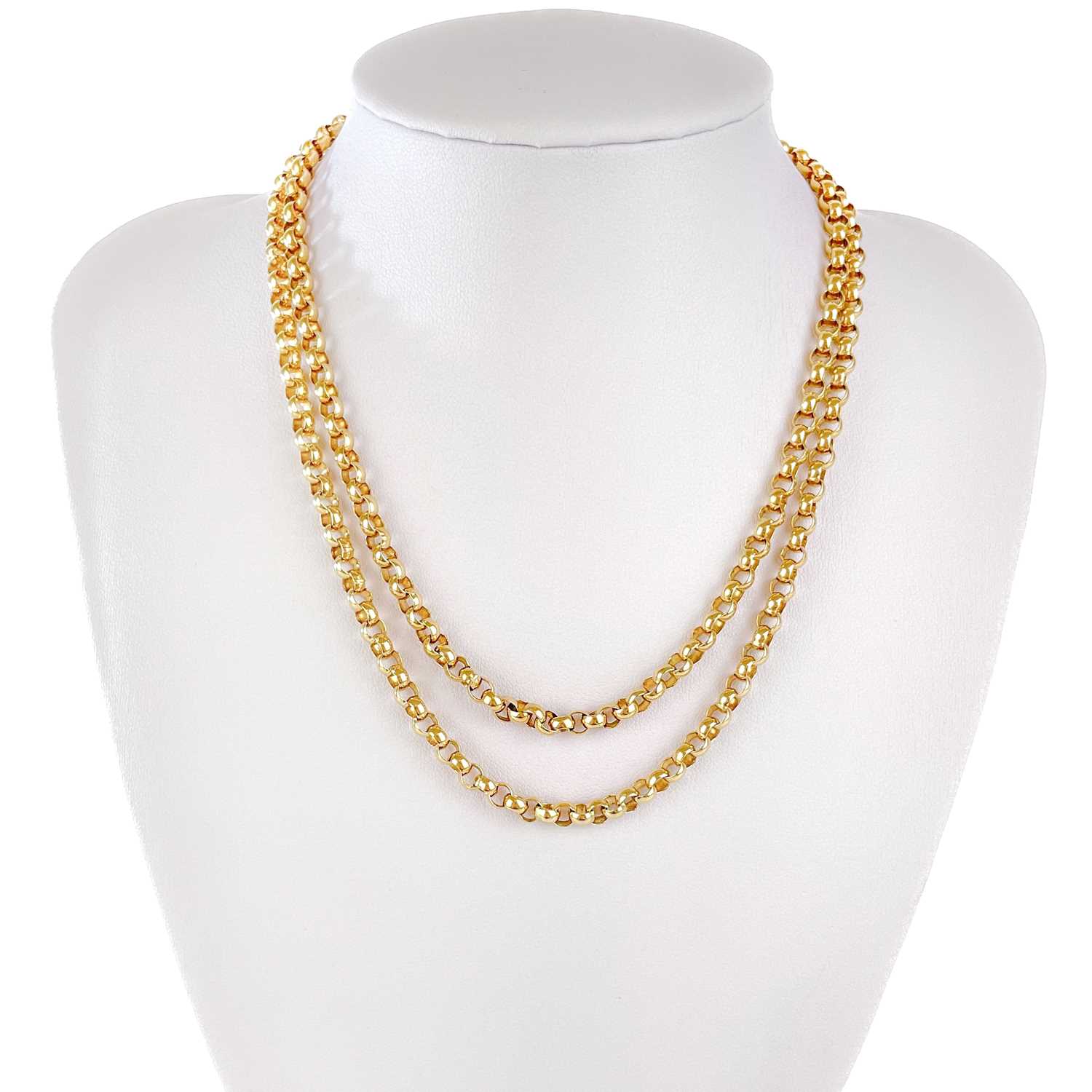 Lot 88 - A 9ct belcher link necklace.