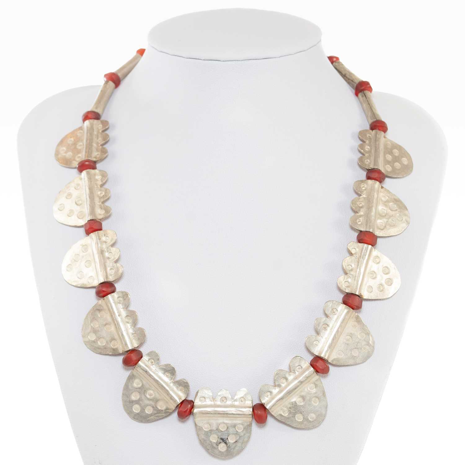 Lot 197 - A contemporary silver and carnelian bead fringe necklace by Guy Royle.