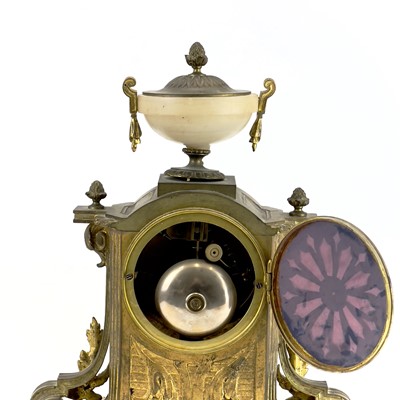 Lot 1718 - A French gilt metal and alabaster eight day mantel clock.