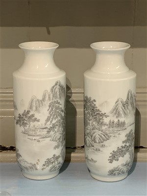 Lot 262 - A pair of Chinese Republic porcelain rouleau...