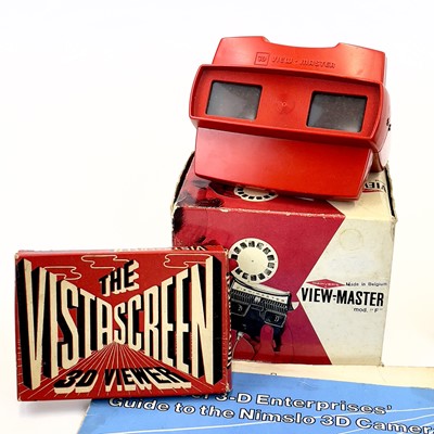 Lot 164 - A 3D View-master viewer together with many View-master reels.