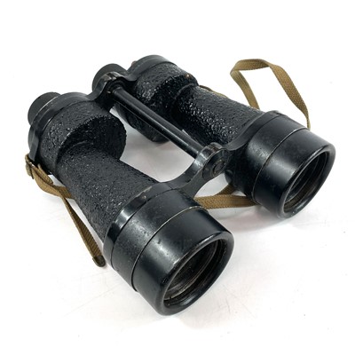Lot 94 - A pair of WWII binoculars by Ross London.