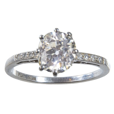 Lot 227 - An early 20th century platinum 1.10ct (approximately) Old European cut diamond solitaire ring.