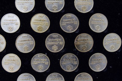 Lot 368 - A Manchester United 'Champions' coin collection.