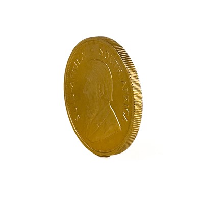 Lot 117 - A 1975 Krugerrand 1oz fine gold coin.
