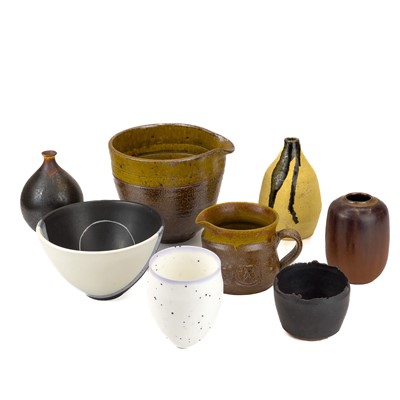 Lot 935 - A collection of studio ceramics.