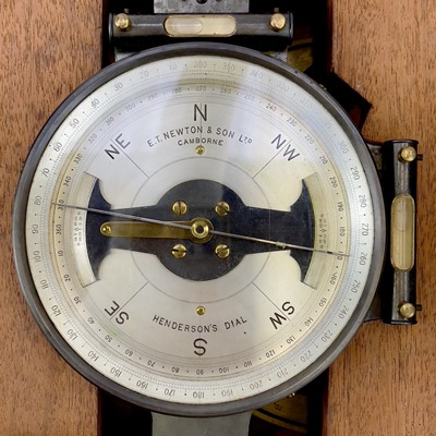 Lot 280 - A late 19th century Henderson's miners dial made by E.T Newton & Son Ltd Camborne.