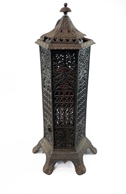 Lot 94 - An early 20th century French cast iron stove.