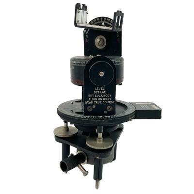 Lot 33 - An Air Ministry Astro compass Mk II.