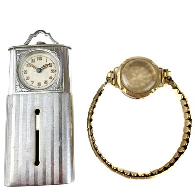 Lot 496 - A 9ct gold wristwatch case with 9ct front and back expanding strap.