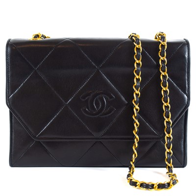 Lot 565 - A Chanel jumbo flap handbag, circa 1989-1991.