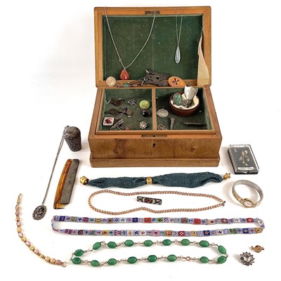 Lot 451 - A box of costume jewellery.