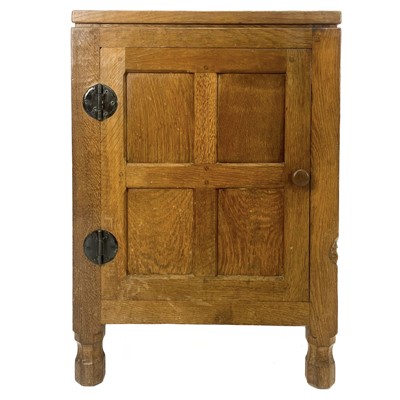 Lot 1817 - A Robert Thompson Mouseman of Kilburn oak bedside cupboard.