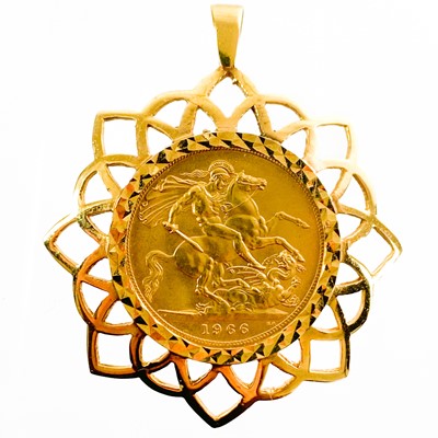 Lot 48 - A 1988 full sovereign coin in 9ct pendant mount.