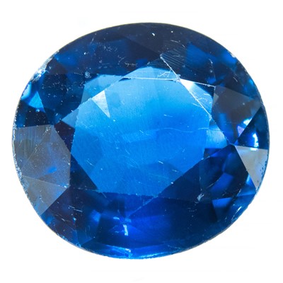 Lot 303 - A 5.08ct oval cut transparent blue loose sapphire, with Anchorcert report.