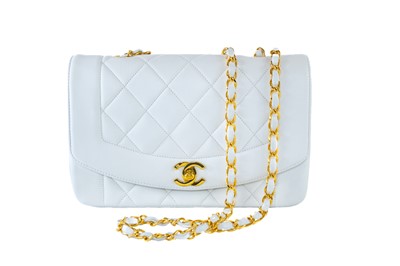 Lot 530 - A Chanel White Diana cavier quilted leather handbag, circa 1991-94.