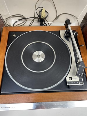 Lot 267 - Wharfedale 'Linton' speakers, amp and turntable.