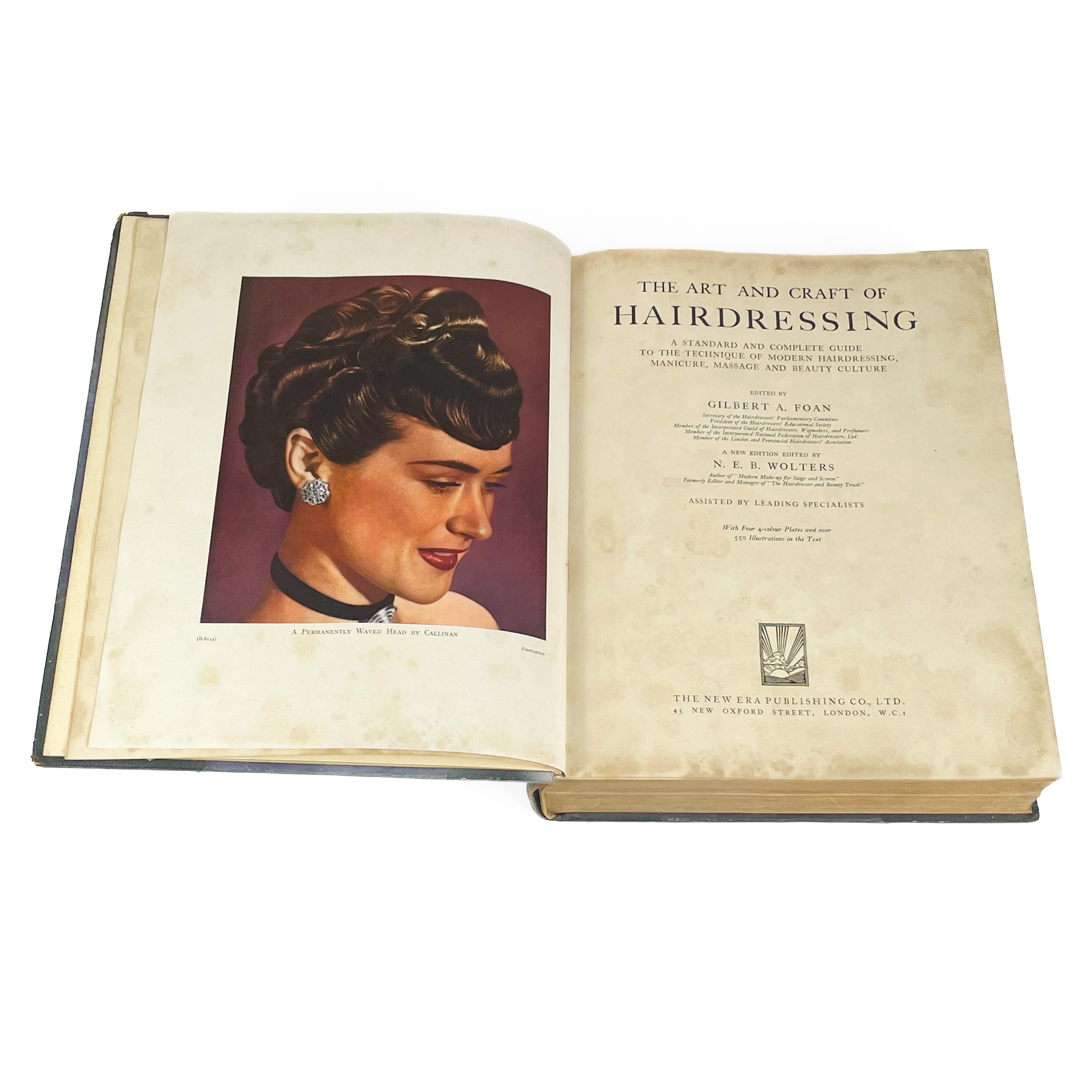THE ART AND CRAFT OF HAIRDRESSING 1963年 Lot 51 - 'The Art and Craft of Hairdressing'.