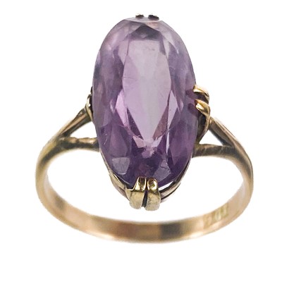 Lot 188 - An 9ct amethyst set dress ring.