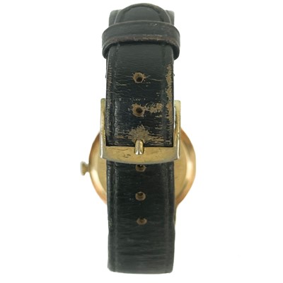 Lot 75 - A Mappin & Webb 9ct gold cased quartz gentleman's dress wristwatch.