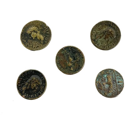 Lot 237 - Large Roman bronze coins x5