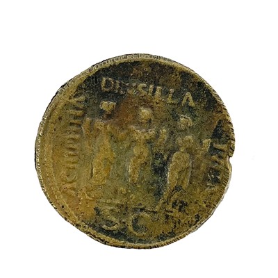 Lot 237 - Large Roman bronze coins x5