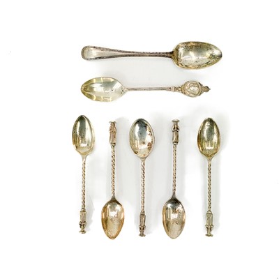 Lot 101 - A set of five Victorian silver apostle teaspoons.