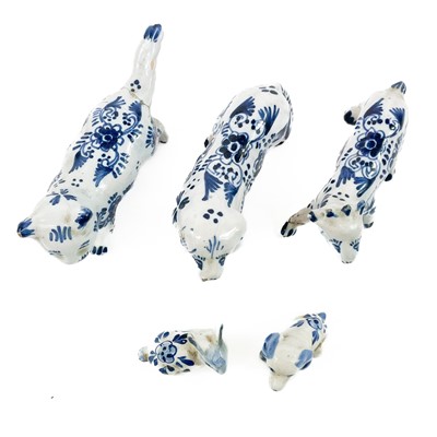 Lot 882 - A pair of Sitzendorf porcelain figures.