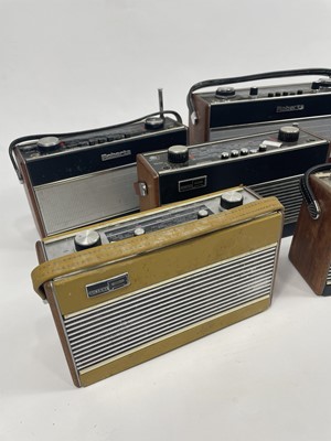 Lot 251 - A collection of vintage 'Roberts' radios.