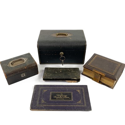 Lot 227 - A late Victorian Morocco leather jewellery box.