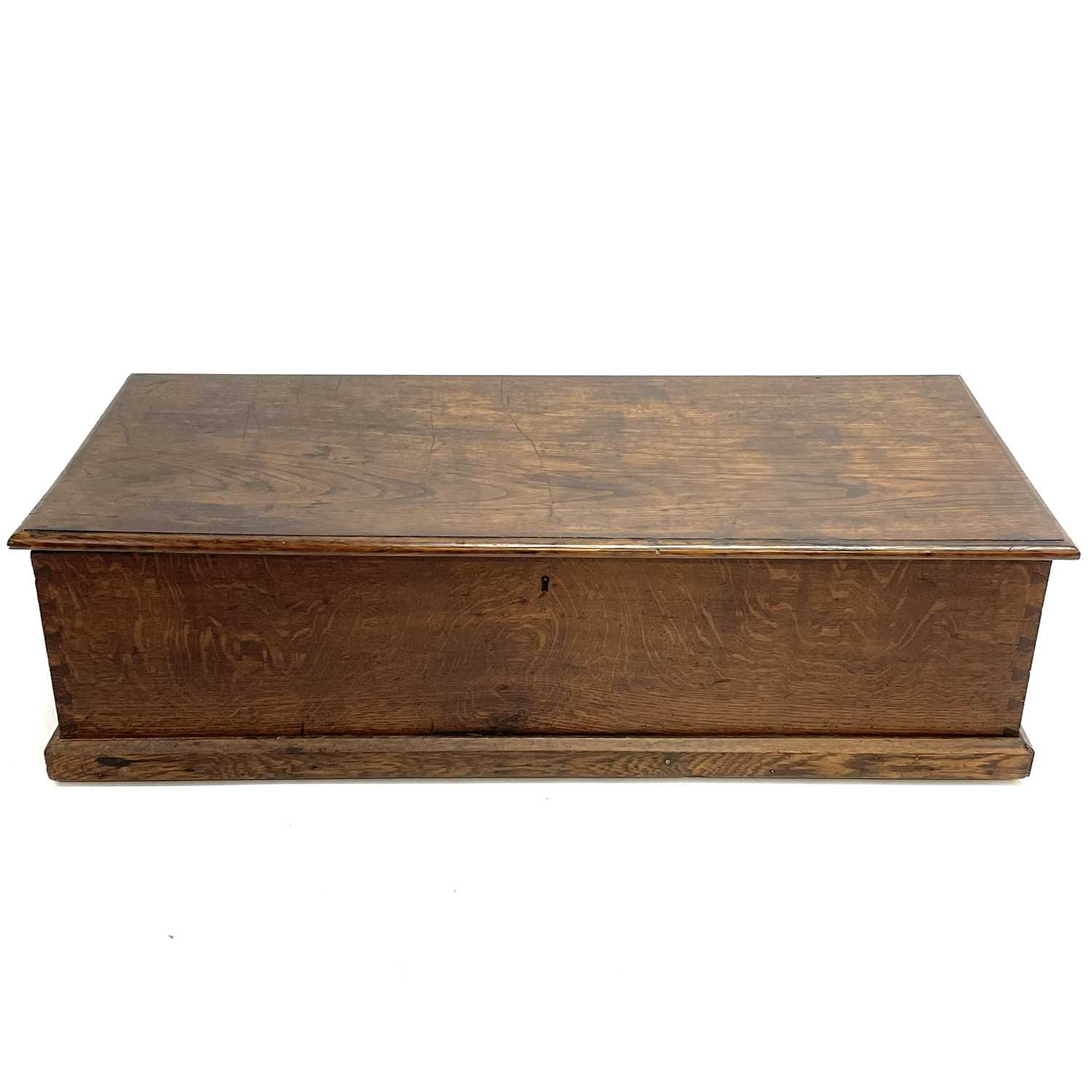 Lot 18 - An ash and oak blanket chest.