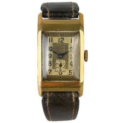 Lot 110 - A 1930's 9ct cased Art Deco rectangular manual wind gentleman's wristwatch.