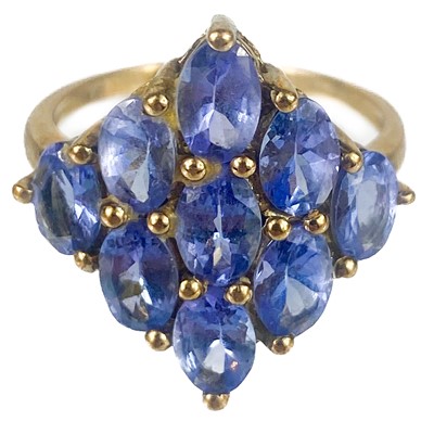 Lot 6 - A contemporary 9ct AA Tanzanite set ring by Gemporia.