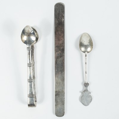 Lot 11 - A Chinese silver letter opener, circa 1900.