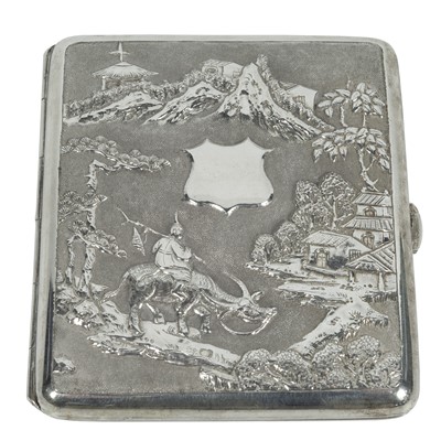 Lot 12 - A Chinese silver cigarette case, stamped 'Luenwo'.