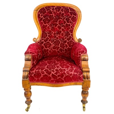 Lot 1831 - A Victorian walnut spoon back upholstered chair.