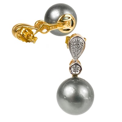 Lot 139 - A pair of contemporary 10ct gold black pearl and diamond set stud pendant earrings