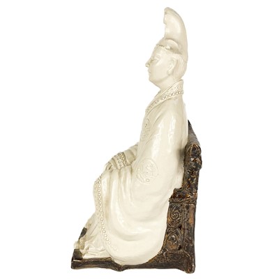 Lot 209 - A Kathleen Fisher porcelain figure of a seated Chinese Empress..