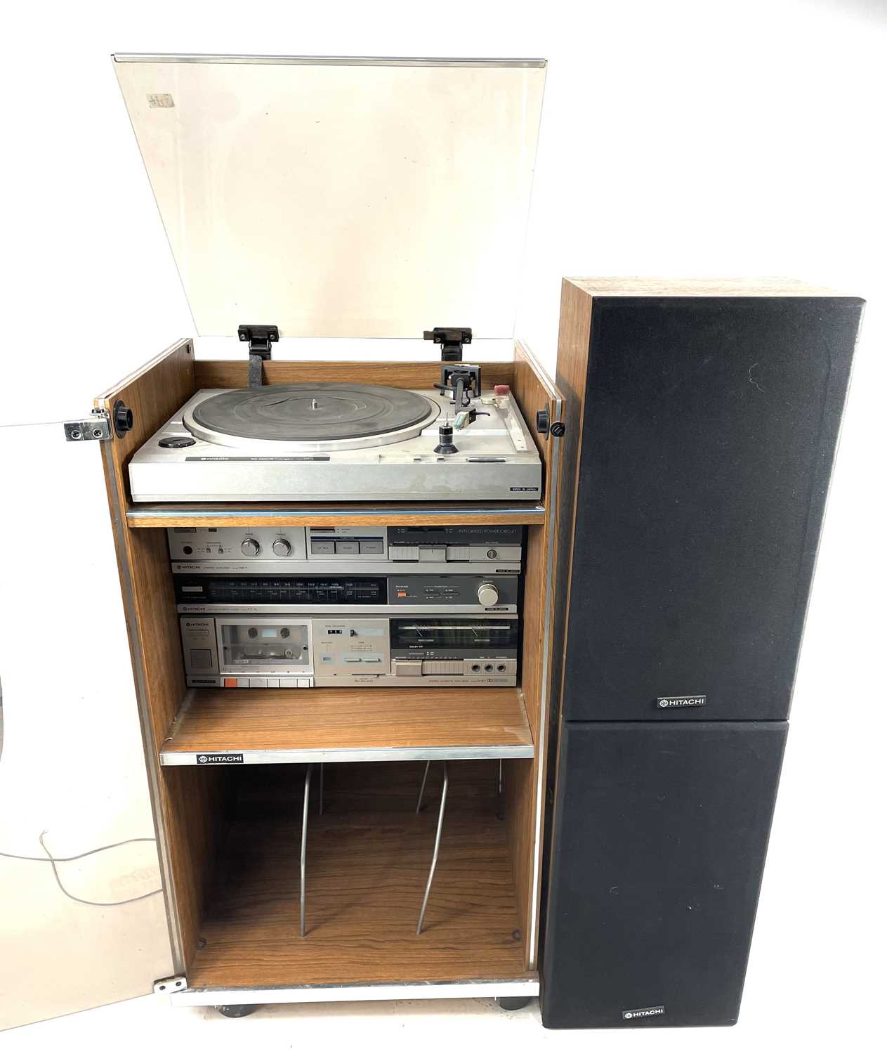 Lot 299 - Hitachi HI-FI.