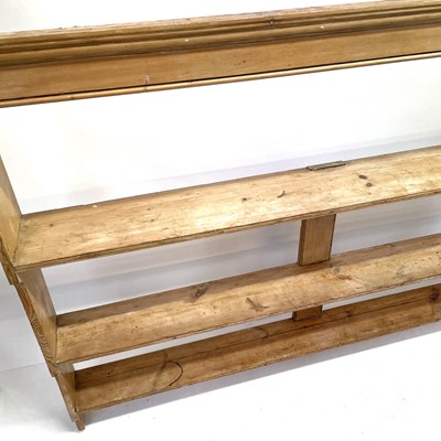 Lot 191 - A Victorian pine plate rack.